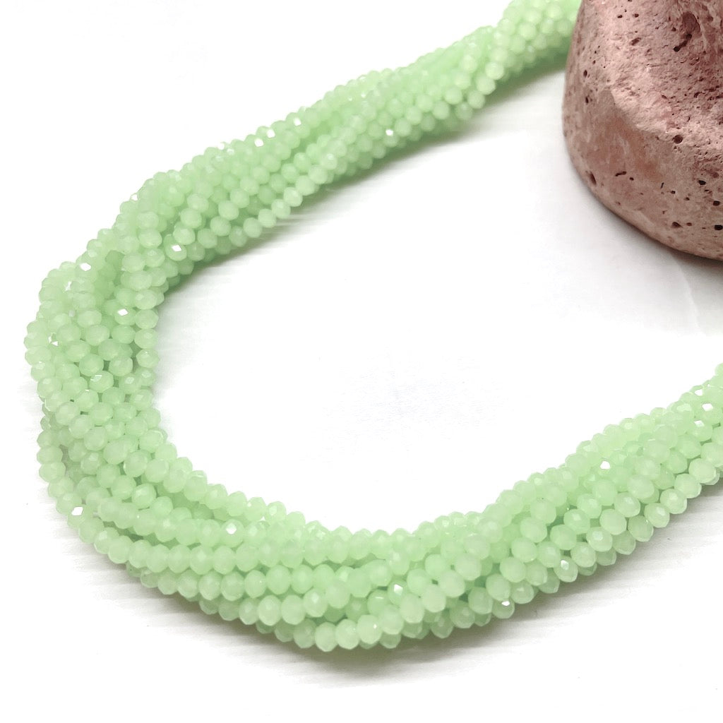 CRISTAL CHATO | 2MM | VERDE MANZANA OPALESCENTE | co.35