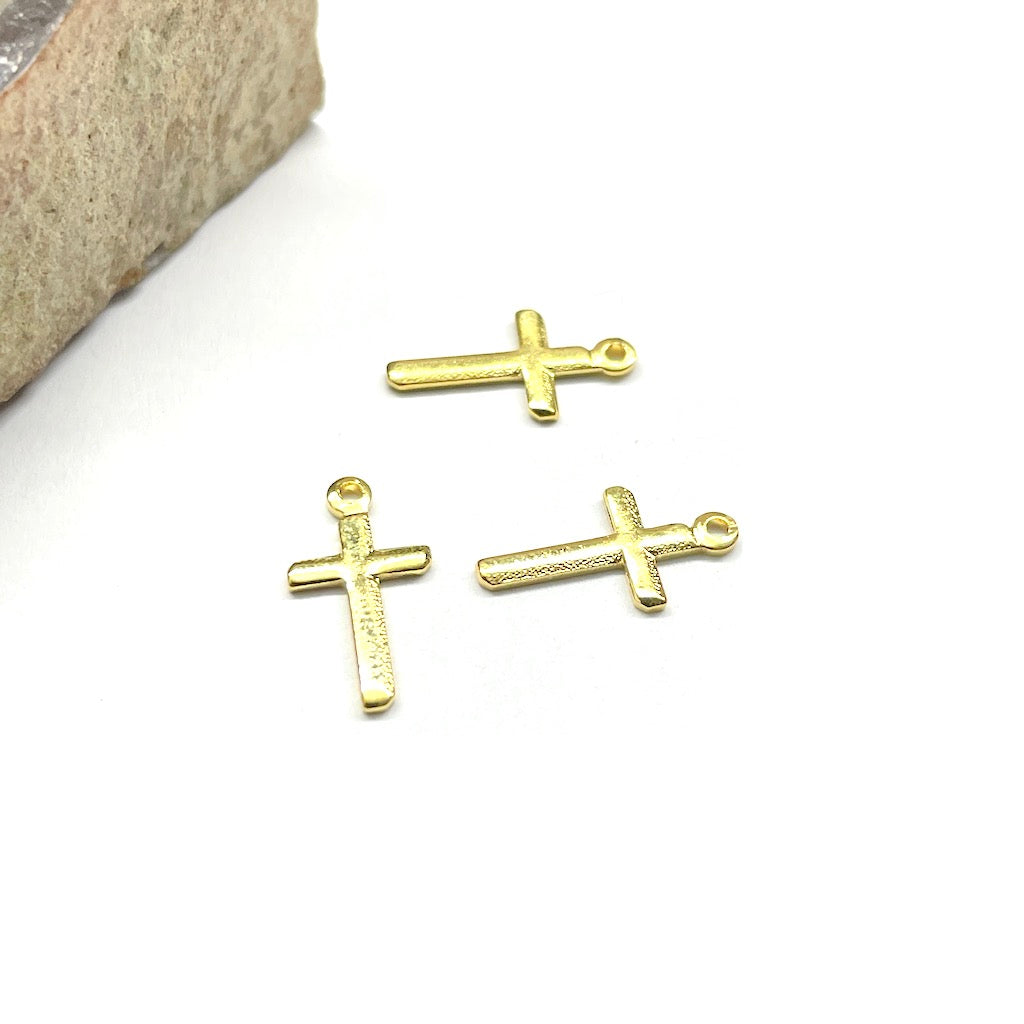 COLGANTE DE CRUZ | BAÑO DE ORO | 13.4MM X 7MM | (C3-29)