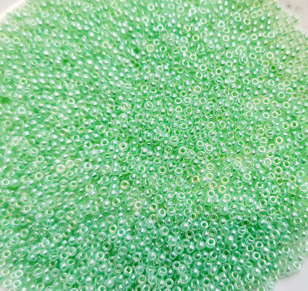 Miyuki Round Rocailles 11/0 | 520RR | Verde Claro Satin