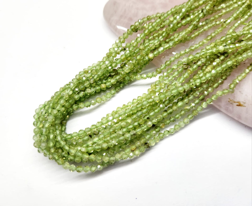 PIEDRAS NATURALES | MINI FACETADO | PERIDOTO | 2.4MM | co.2