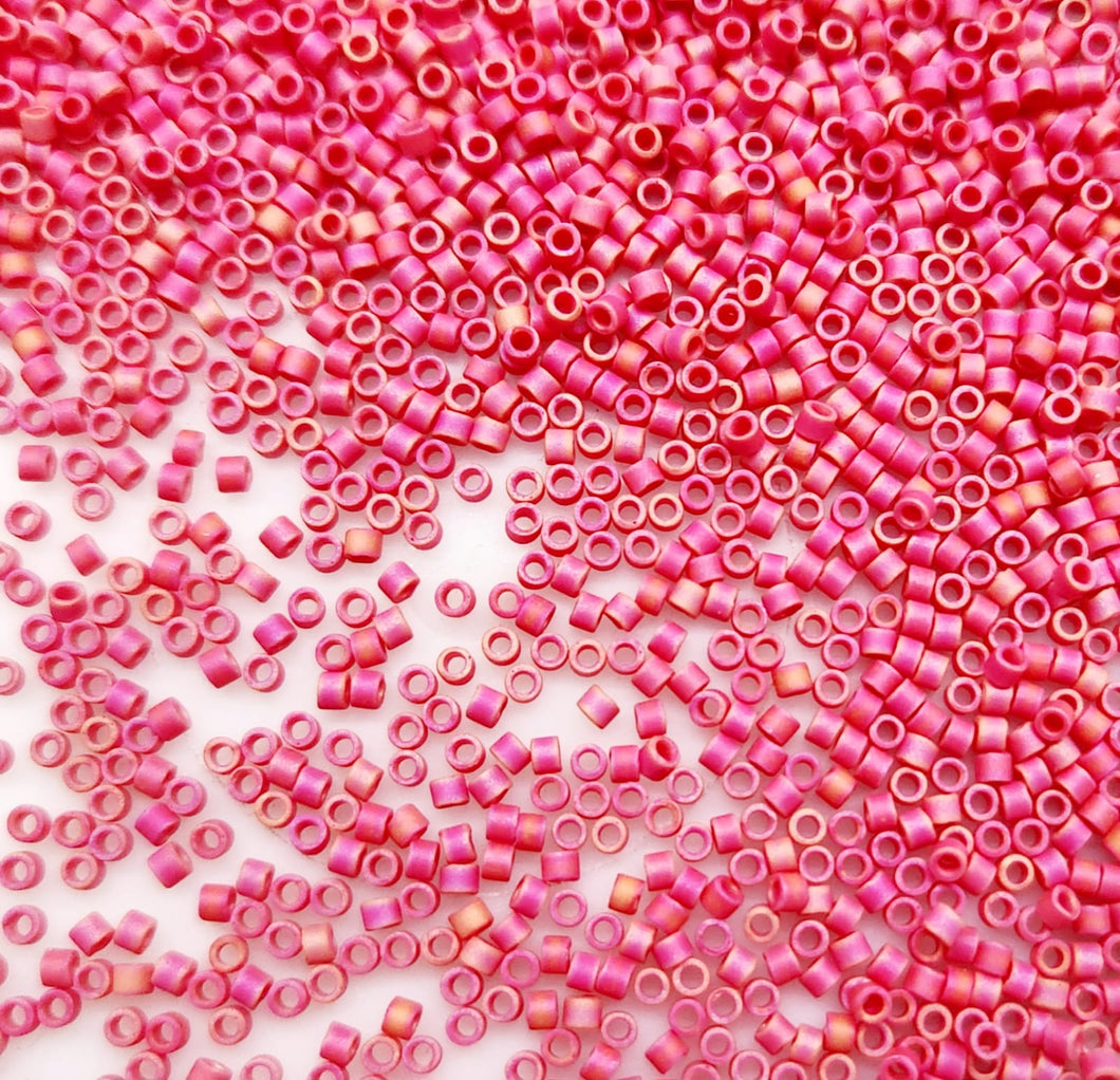 Miyuki Delica Beads 11/0 | 874LDB | Fucsia Rainbow | c11