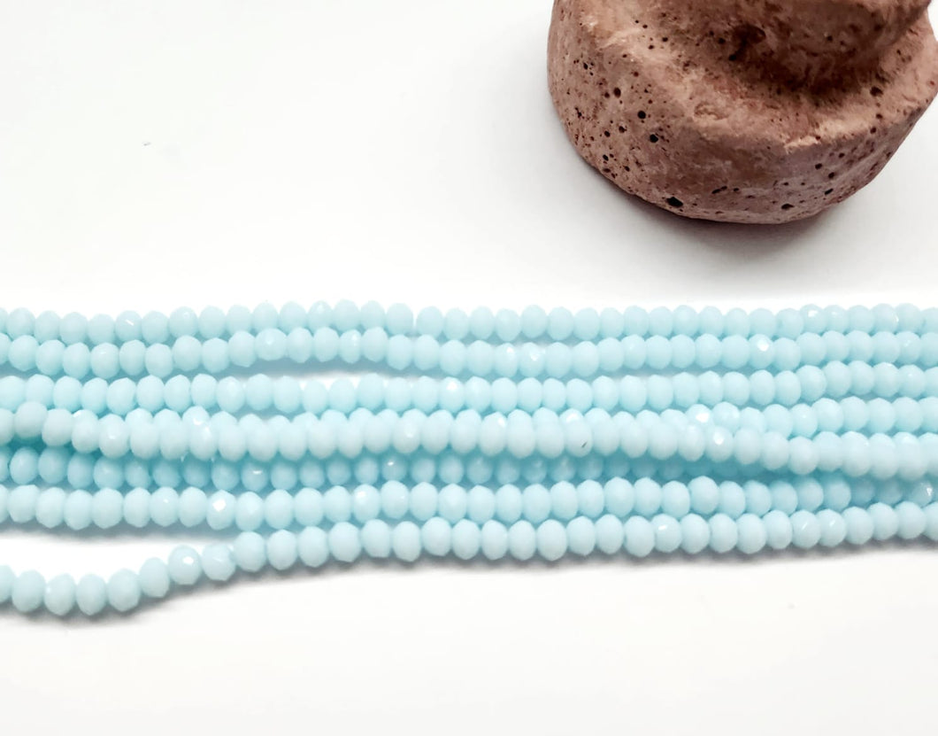 Cristal Chato | 4mm | Celeste matte claro 36