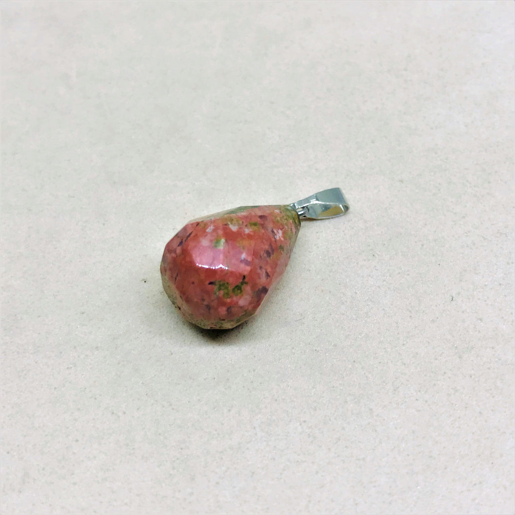 COLGANTE DE PIEDRA | GOTA FACETADA | TIPO PERA | 20MM | UNAKITA
