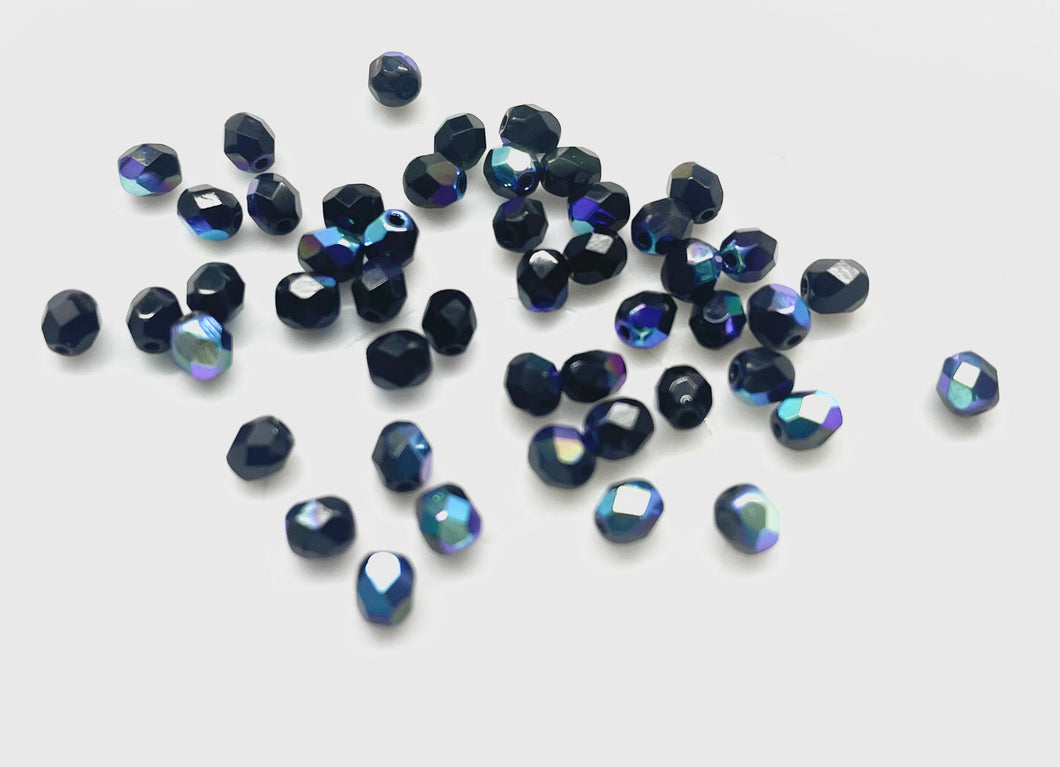 Cristal Checo | 4mm | C-01 #008 | Negro Tornasol | 25 unidades