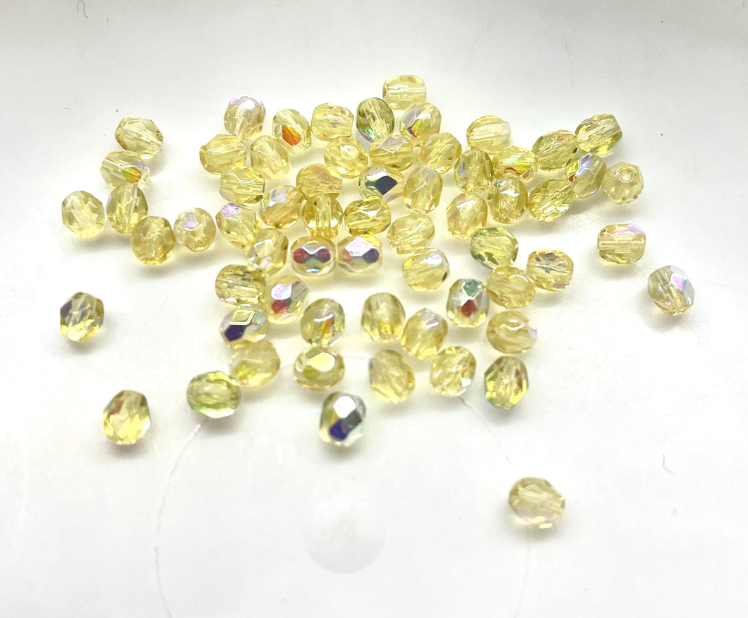 Cristal Checo | 4mm | C-02 #012 | Amarillo Trasl Tornasol | 25 unidades