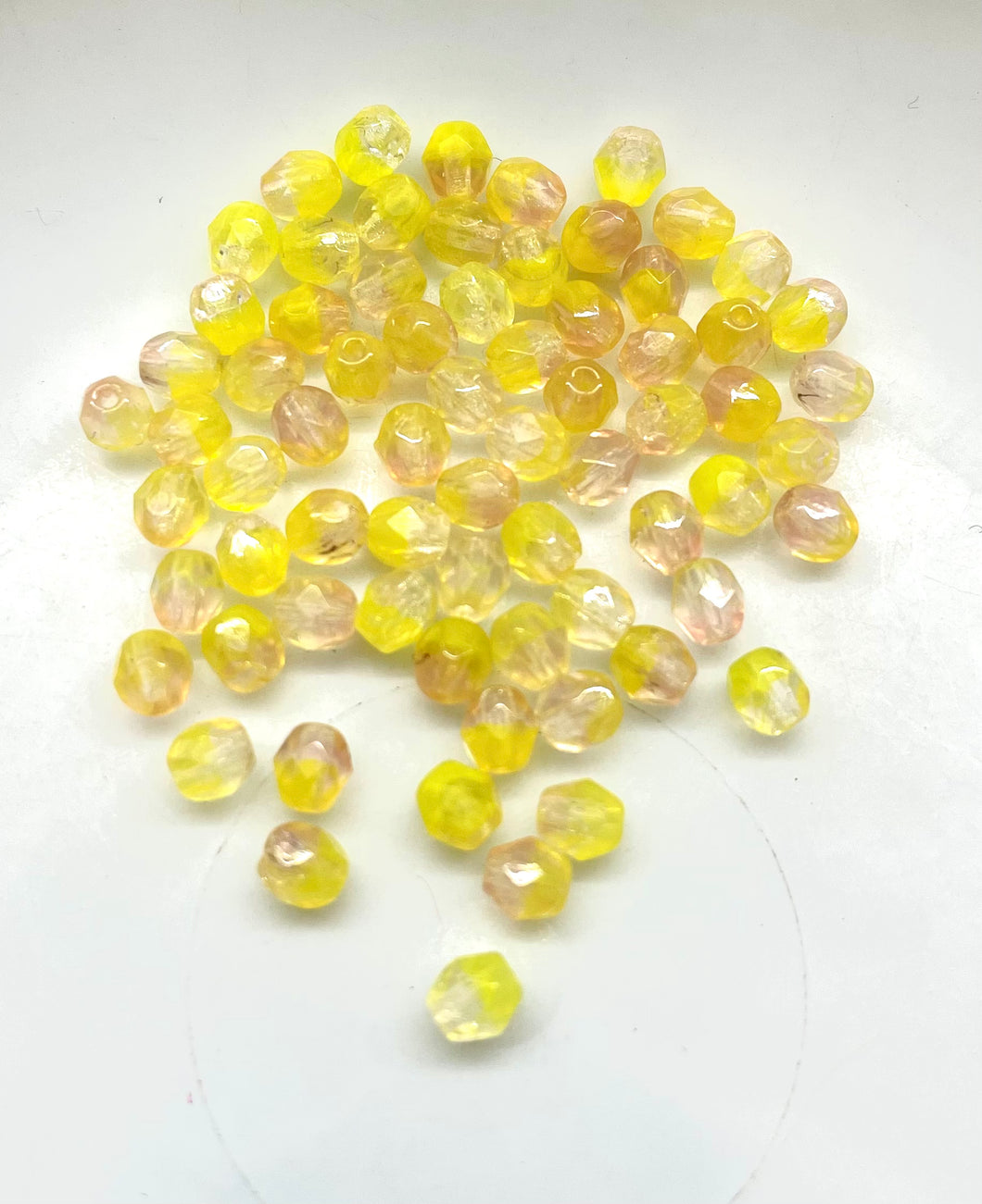 Cristal Checo | 4mm | C-03 #029 | Bicolor Amarillo-Salmon Trasl | 25 unidades