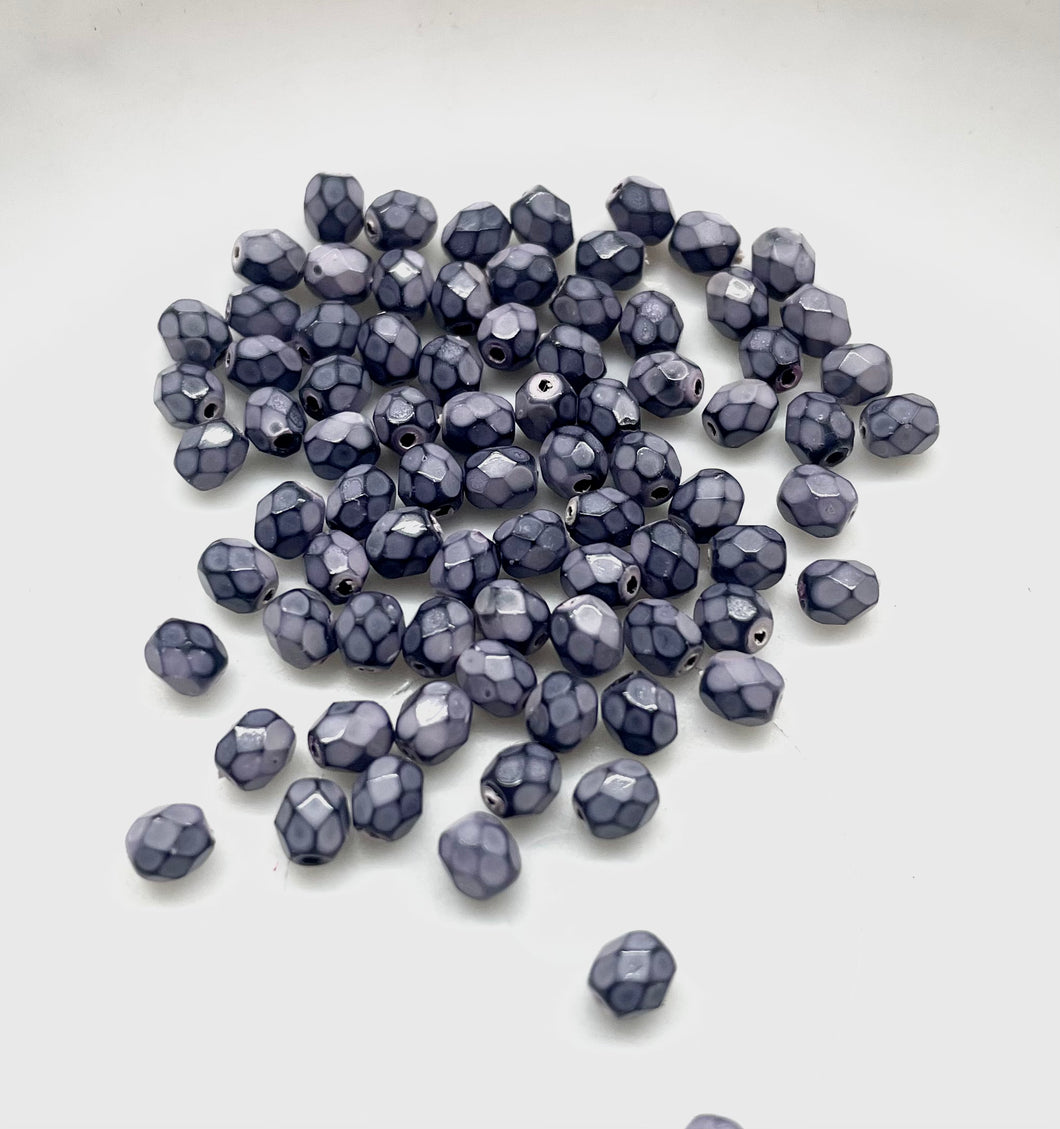 Cristal Checo | 4mm | C-03 #030 | Lila Jaspeado | 25 unidades