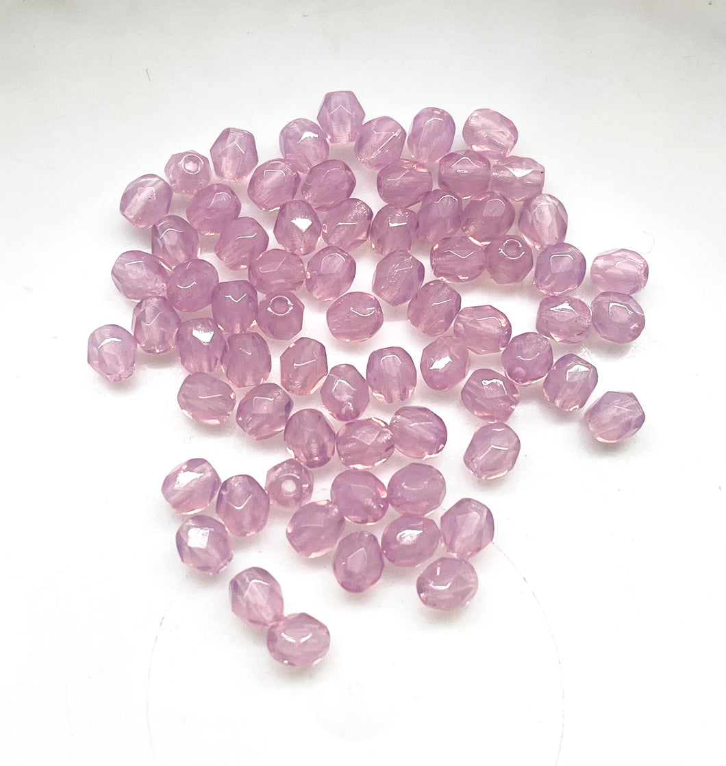 Cristal Checo | 4mm | C-04 #036 | Malva Opalescente | 25 unidades
