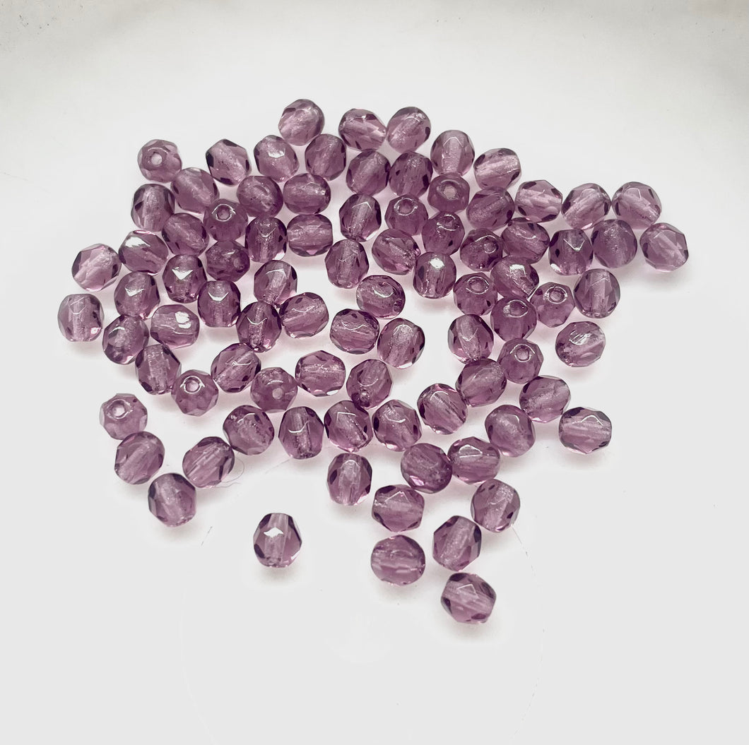 Cristal Checo | 4mm | C-05 #046 | Uva | 25 unidades