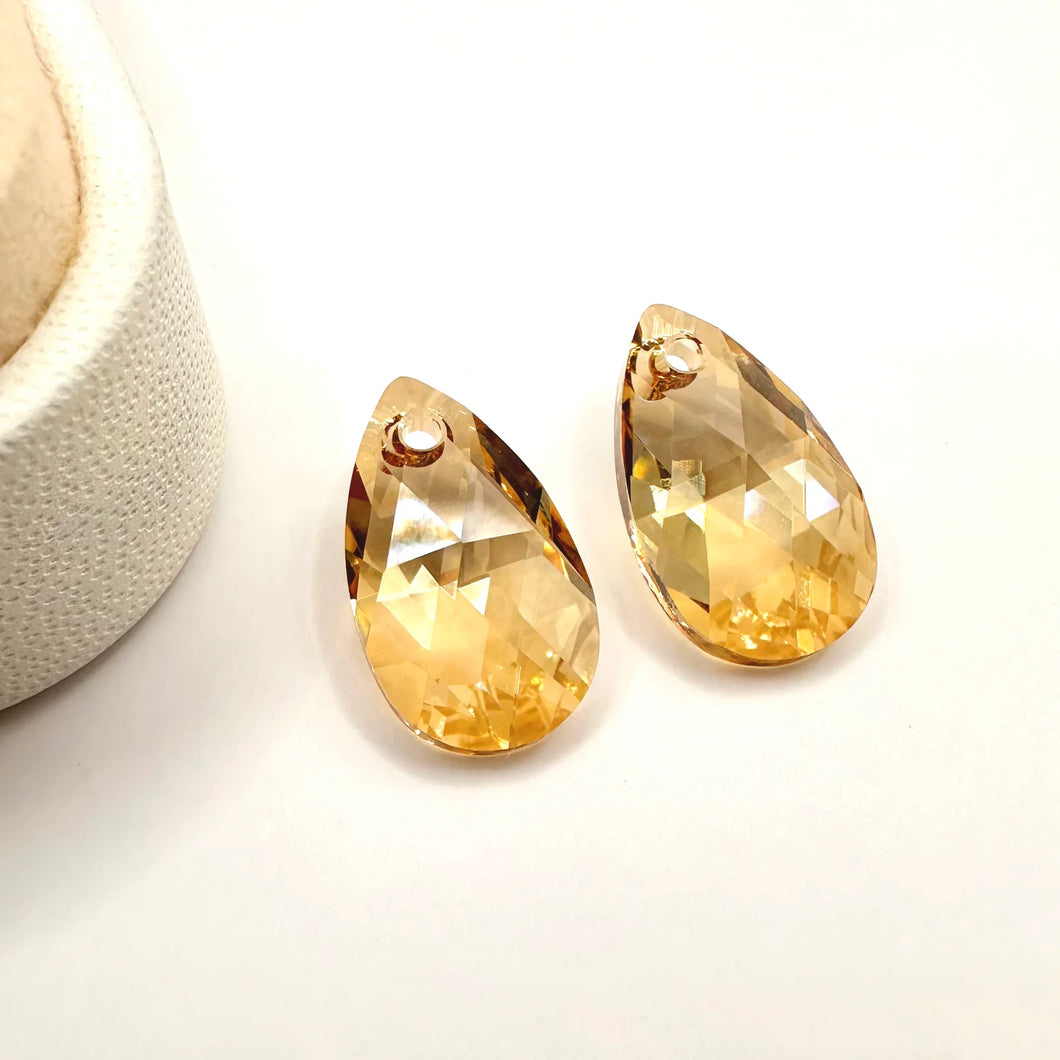 Swarovski Elements Teardrop | Gota Plana | 16x9mm | GOLDEN SHADOW