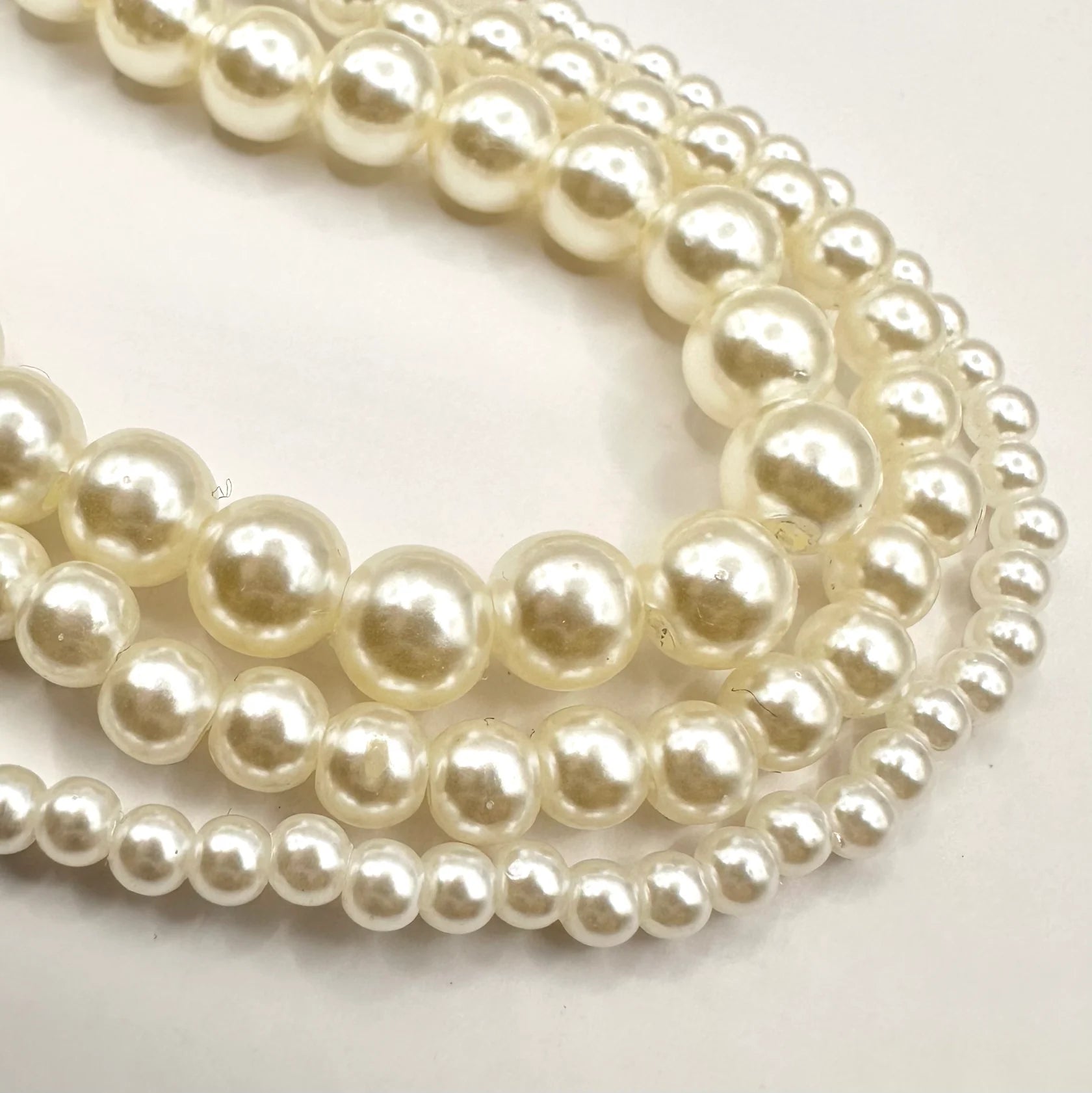 PERLAS DE PLASTICO | 10MM | BLANCO – CrystalStone