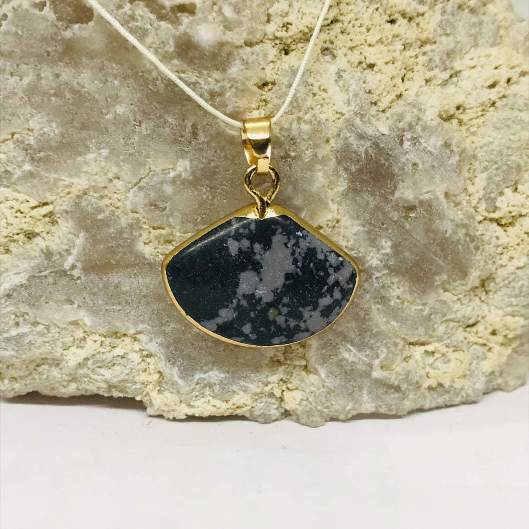 COLGANTE DE PIEDRA | ABANICO | 20MM | OBSIDIANA NEVADA