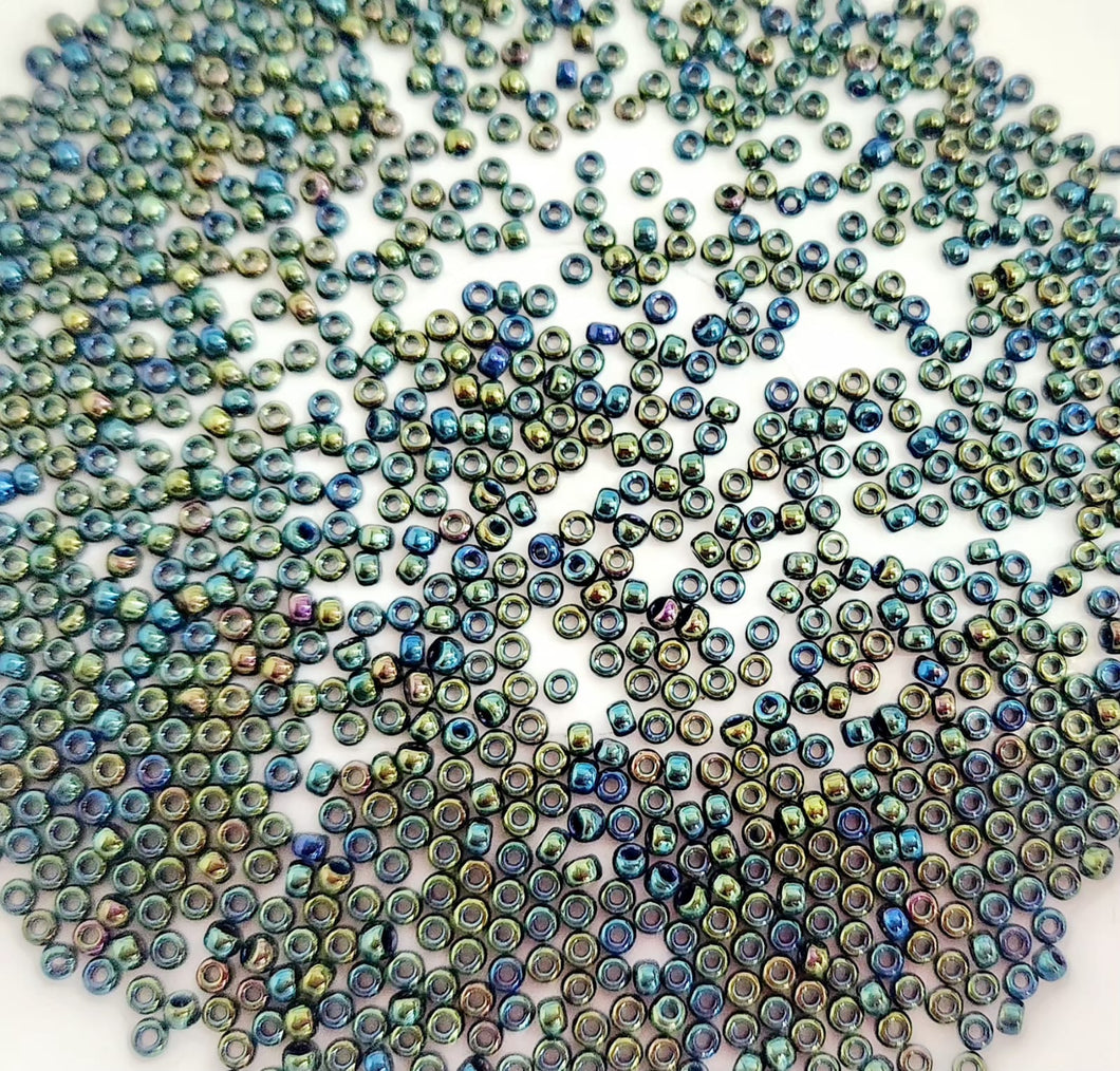 Miyuki Round Rocailles 11/0 | 465RR | Verde Rainbow Metalizado