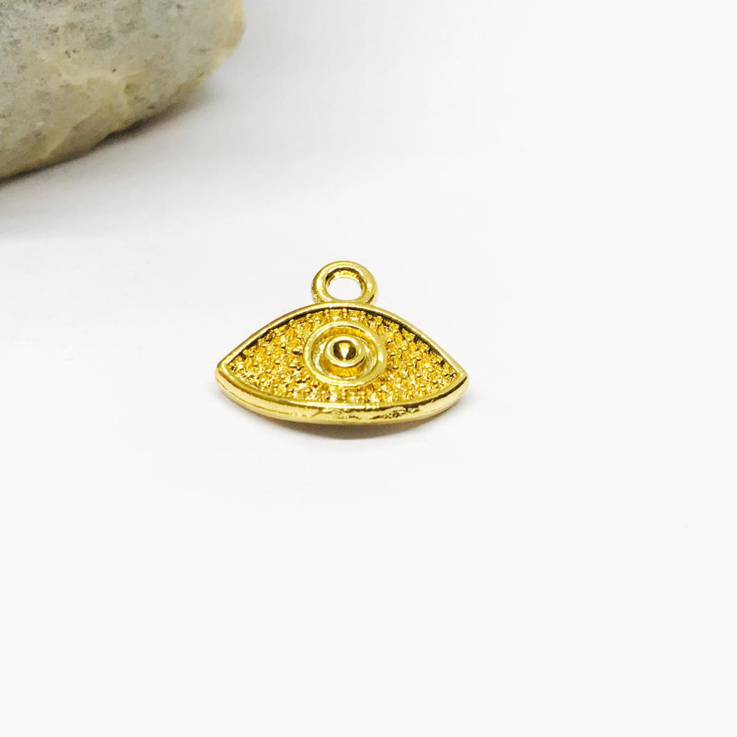 OJO DE HORUS | BAÑO DE ORO 24K | 15MM (C3-26)