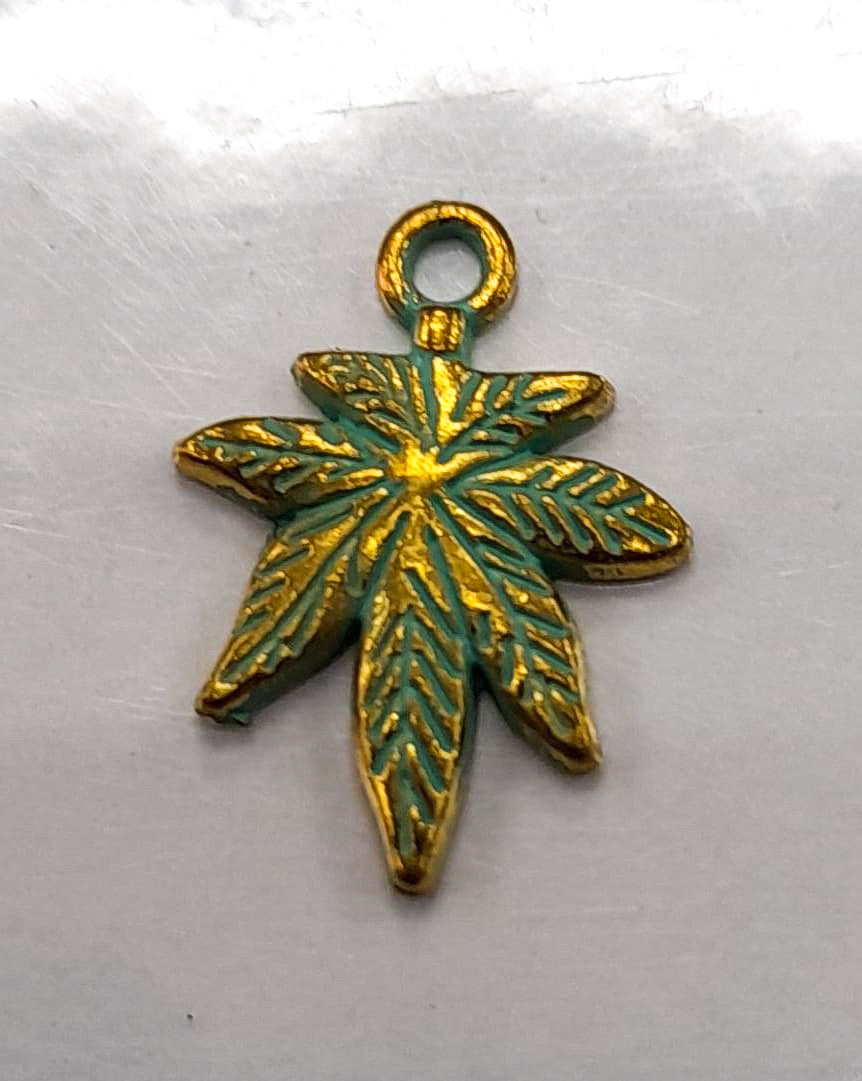 COLGANTE FANTASIA | TURQUESA | HOJA | 7 UND (11CFT)