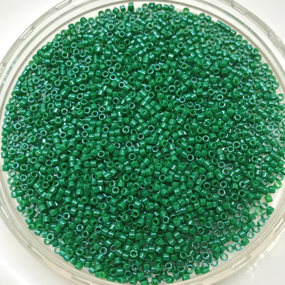 Miyuki Delica Beads 11/0 | 656DB | Verde | c11