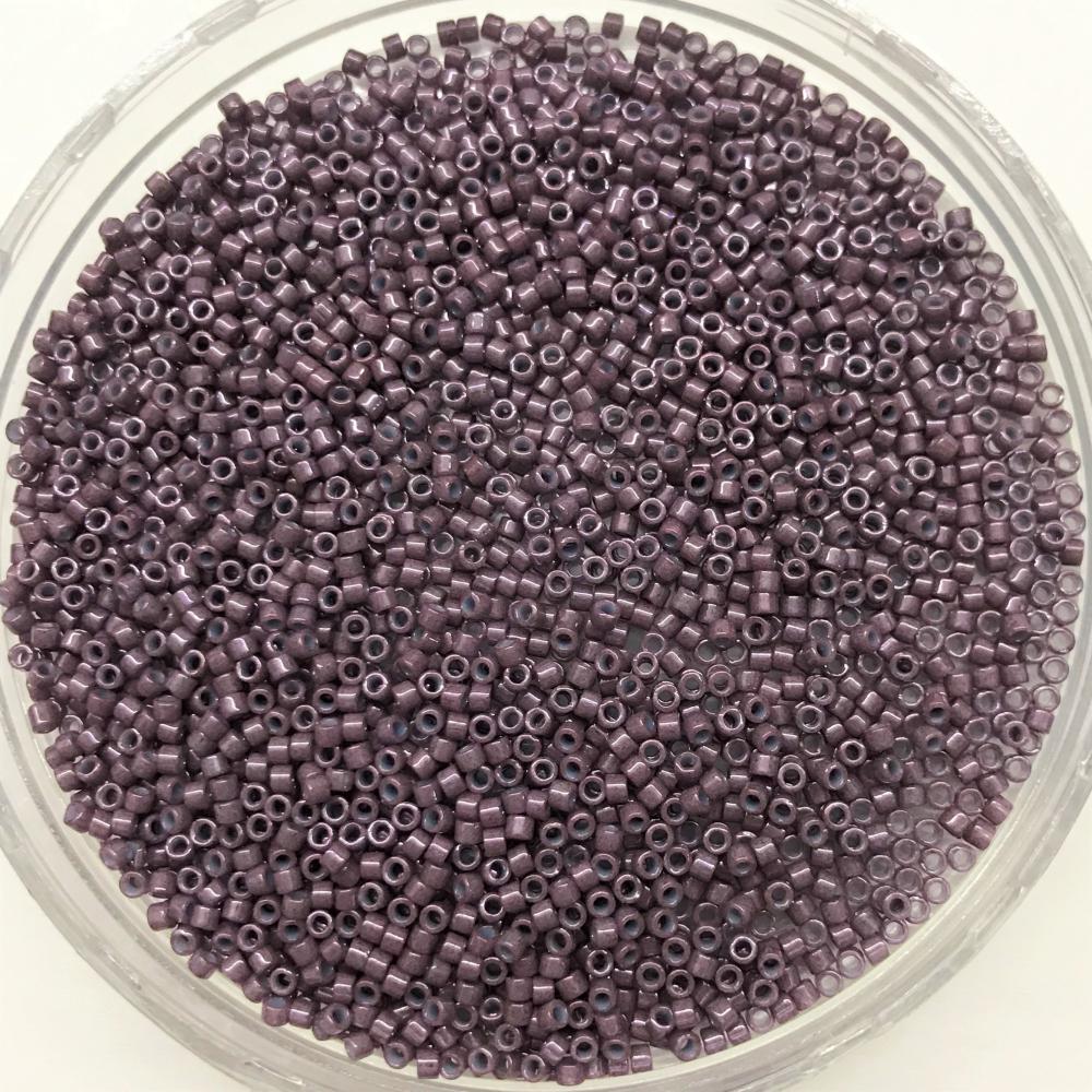 Miyuki Delica Beads 11/0 | 662DB | Morado | c12