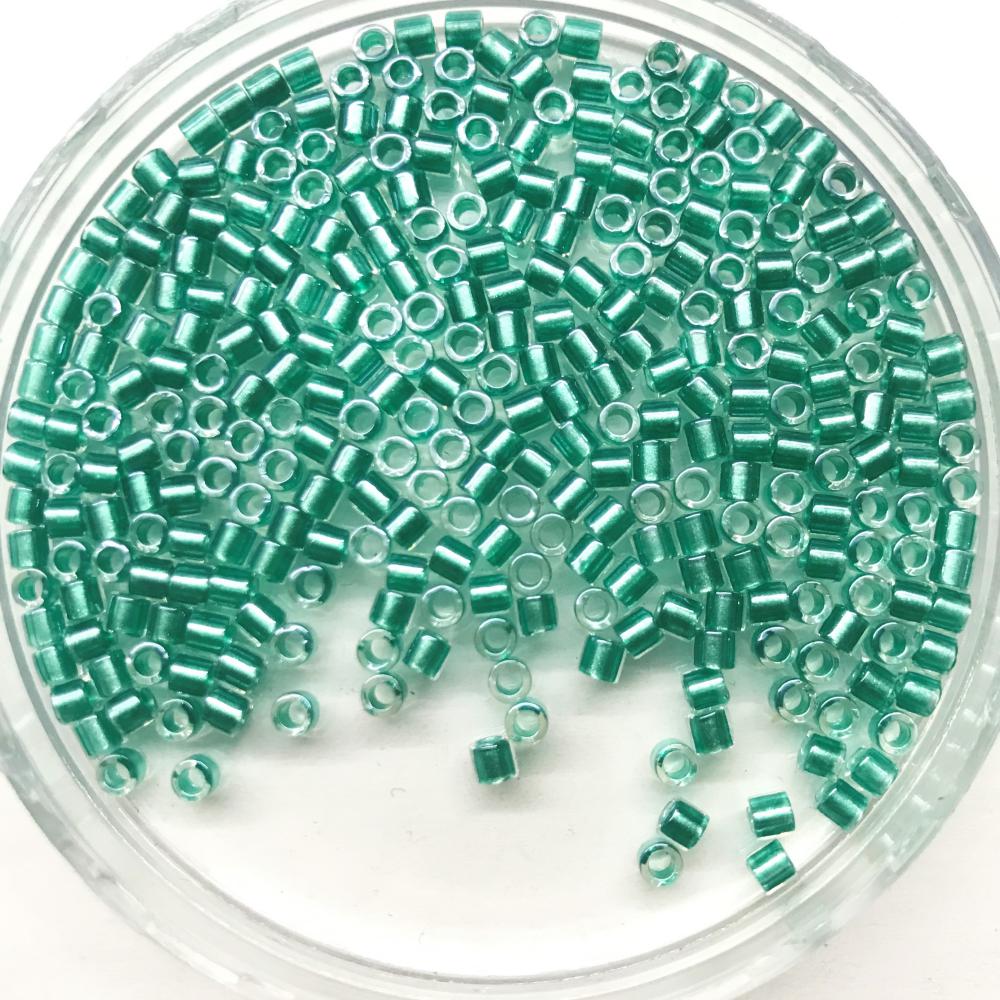 Miyuki Delica Beads 8/0 | 904DB | Verde | c14