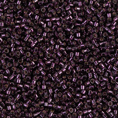 Miyuki Delica Beads 11/0 | 611DB | Burdeo | c13