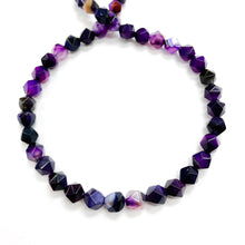 Cargar imagen en el visor de la galería, PIEDRA HEXAGONAL | 8MM | AGATA MORADO MATIZADO (7-22D)
