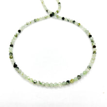 Cargar imagen en el visor de la galería, PIEDRAS NATURALES | MINI | PREHNITA | 3.4MM (13-82G)
