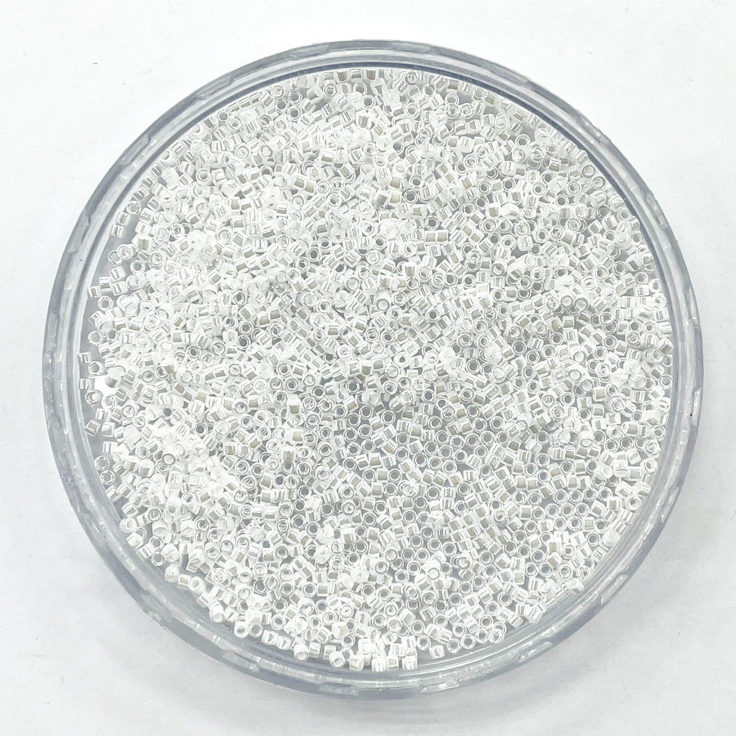 Miyuki Delica Beads 11/0 | 201DB | Blanco Brillante | c1