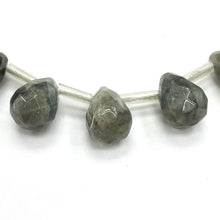 Cargar imagen en el visor de la galería, GOTAS DE PIEDRA | 15X10MM | LABRADORITA OSC
