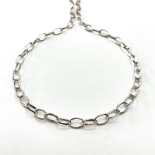 Cargar imagen en el visor de la galería, CADENA FANTASÍA | FORZADA OVALADA | 5.3MM | PLATEADO (YH-3184)
