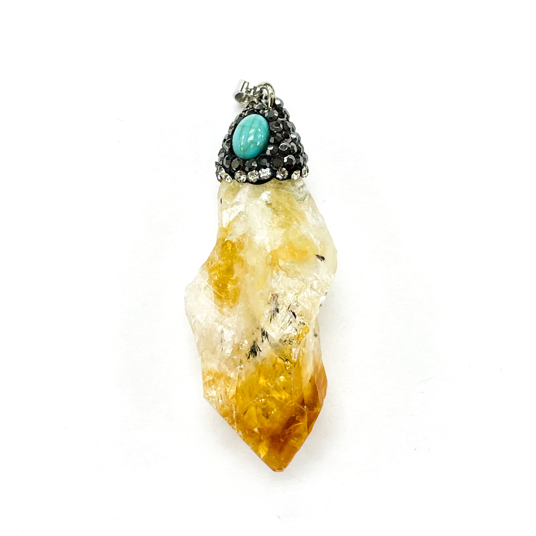 COLGANTE DE PIEDRA | ROCA CON CASQUETE DE STRASS / GEMA TURQUESA | 45MM APROX | CITRINO