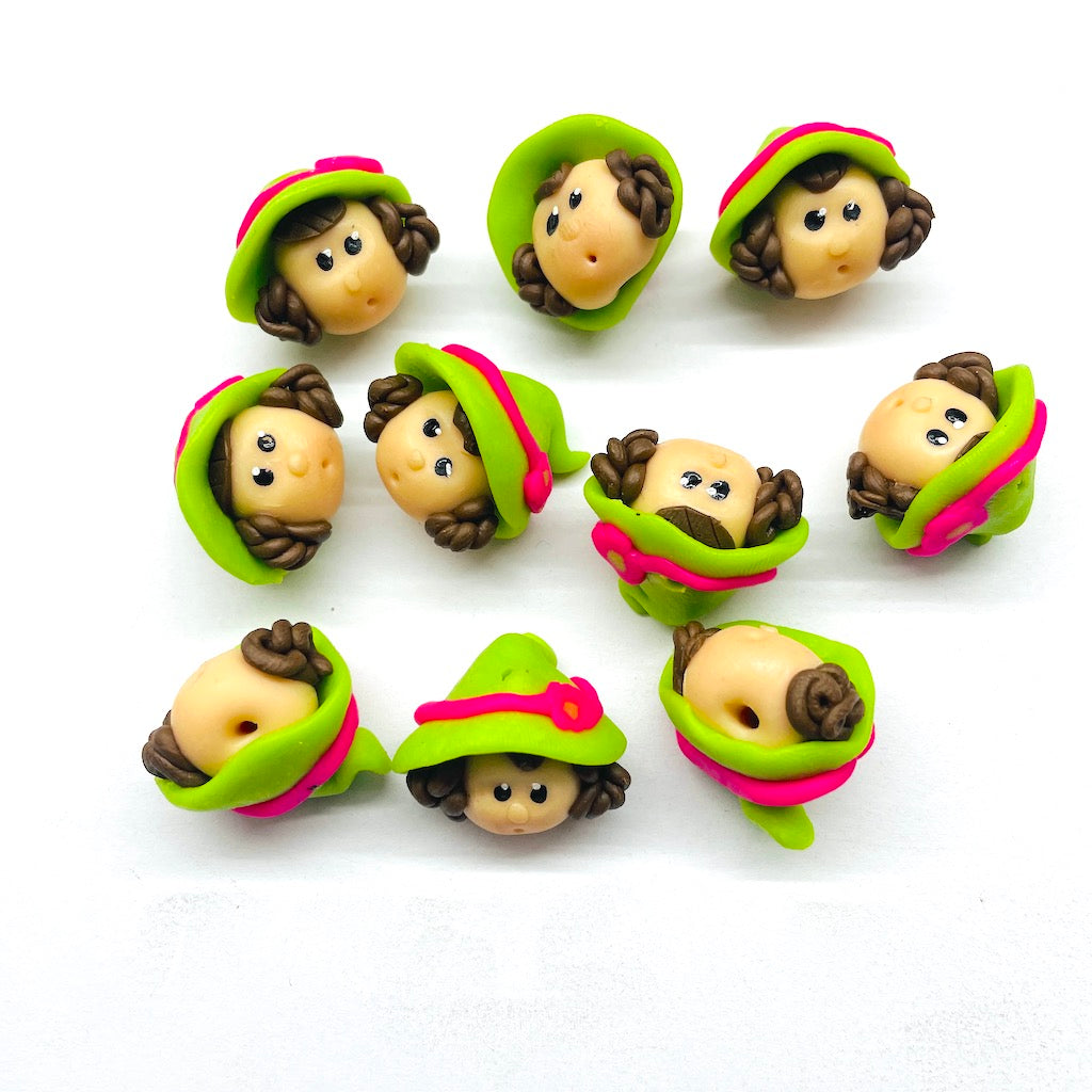 Cabezas de fimo | 18mm | Niña Sombrero verde | 6und
