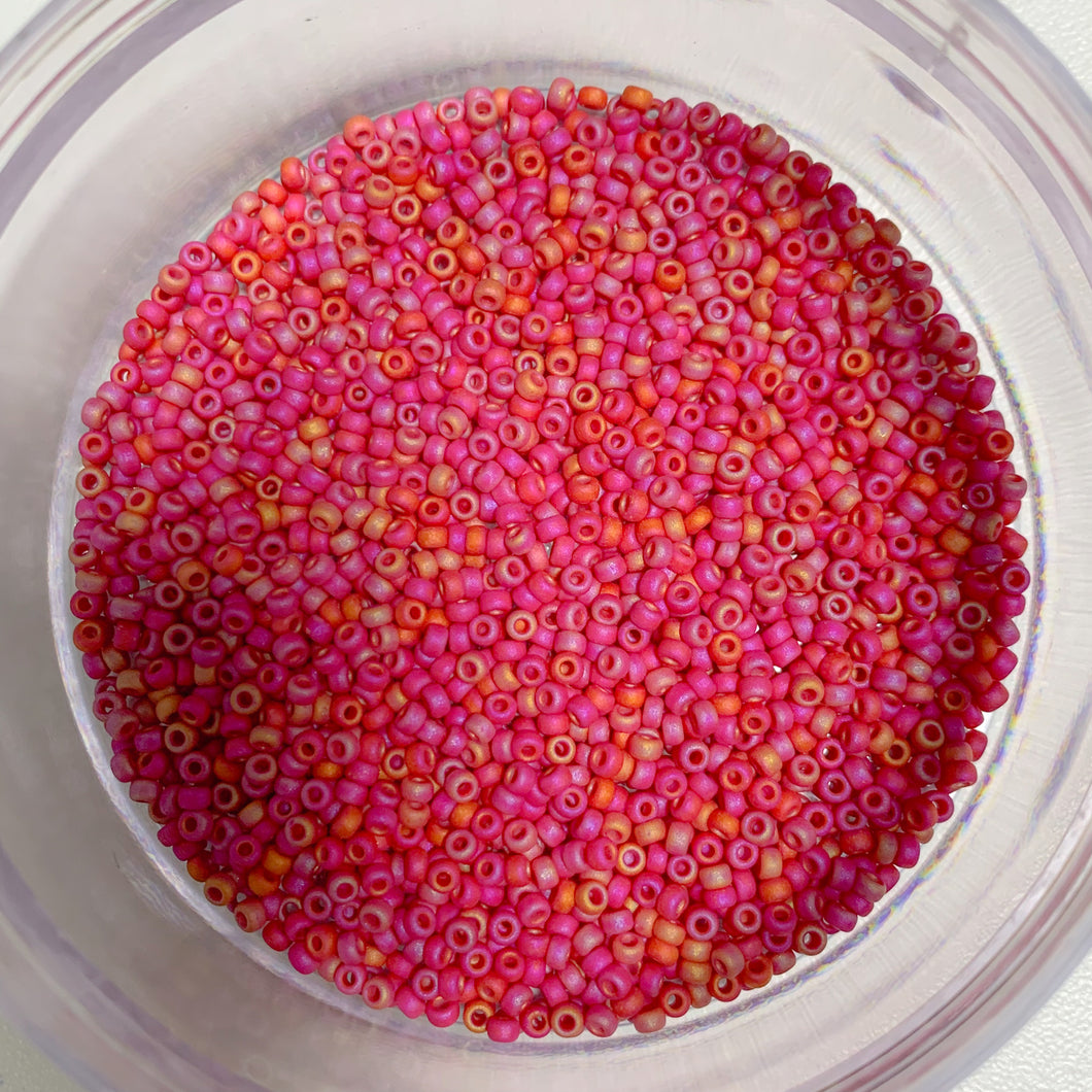 Miyuki Round Rocailles 11/0 | 407FRRR | Fucsia claro frost Rainbow