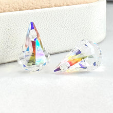 Cargar imagen en el visor de la galería, SWAROVSKI | GOTA CON BASE RECTA | 14MM | XIRIUS RAINDROP PENDANT | AURORA BOREAL
